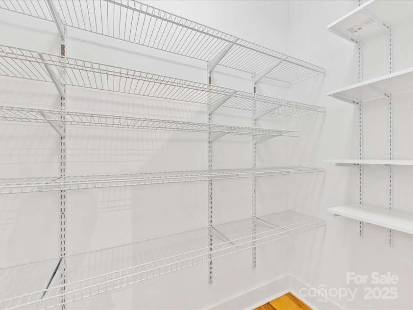 2709 Yadkin Avenue, Charlotte, NC 28205.  MLS# CAR4238325, YatesRealty ID 16469. Walk-in Pantry