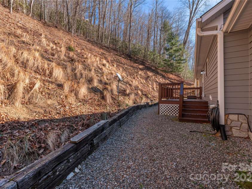 220 George Sutton Road, Waynesville, NC 28785.  MLS# CAR4330398, YatesRealty ID 1647. 