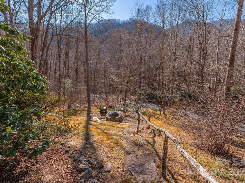 220 George Sutton Road, Waynesville, NC 28785.  MLS# CAR4330398, YatesRealty ID 1647. 