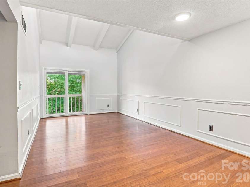 140 Lake Concord Road, Concord, NC 28025.  MLS# CAR4419045, YatesRealty ID 16471. 