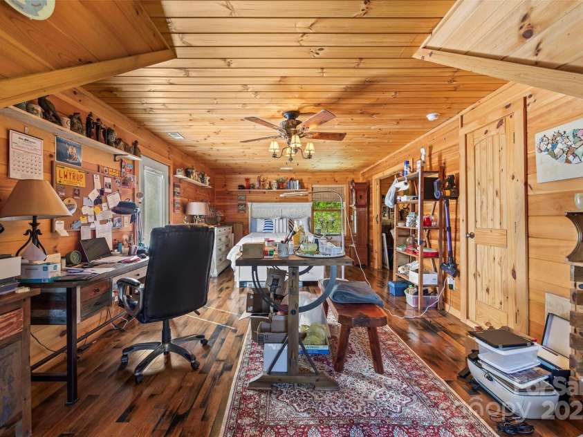 70 Eagles Wings Place, Whittier, NC 28789.  MLS# CAR4262880, YatesRealty ID 16471. 