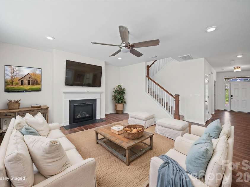 10054 Carousel Corral Drive, Midland, NC 28107.  MLS# CAR4361026, YatesRealty ID 16472. 