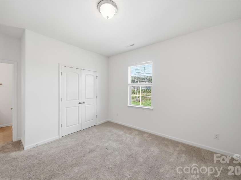 10054 Carousel Corral Drive, Midland, NC 28107.  MLS# CAR4361026, YatesRealty ID 16472. 