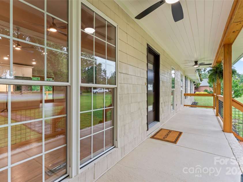105 Pelican Court, Mooresville, NC 28117.  MLS# CAR4290377, YatesRealty ID 16473. Front Porch