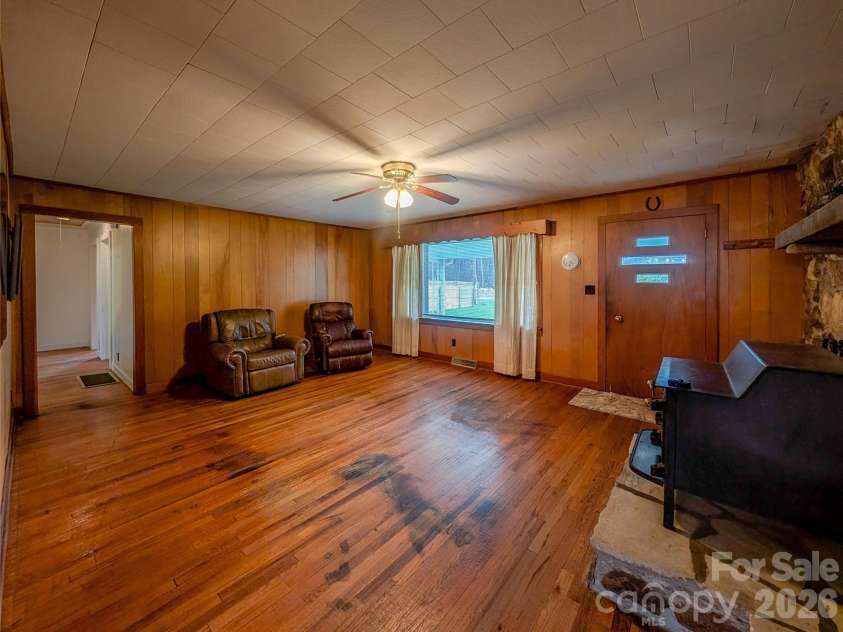 165 Cattail Creek Road, Burnsville, NC 28714.  MLS# CAR4298888, YatesRealty ID 16473. 