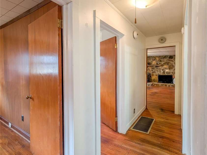 165 Cattail Creek Road, Burnsville, NC 28714.  MLS# CAR4298888, YatesRealty ID 16473. 