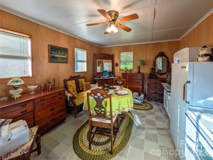 165 Cattail Creek Road, Burnsville, NC 28714.  MLS# CAR4298888, YatesRealty ID 16473. Additional view inside the backyard shed! Ideal for studio!