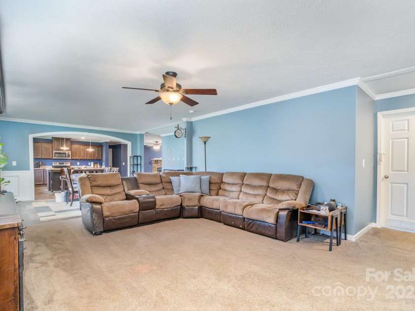 4518 Logging Road, Lancaster, SC 29720.  MLS# CAR4265280, YatesRealty ID 16474. 
