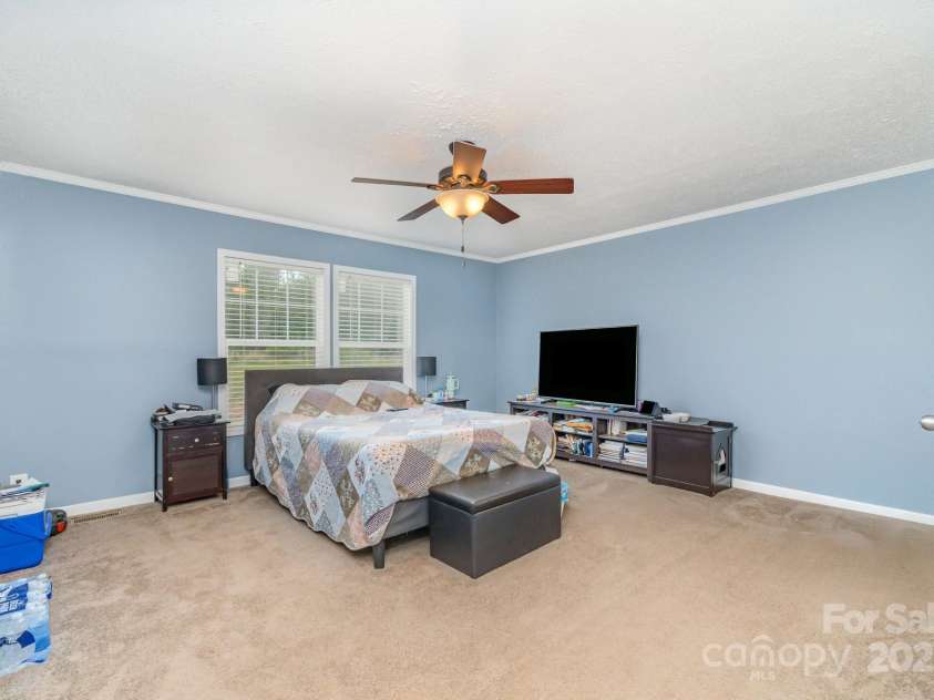 4518 Logging Road, Lancaster, SC 29720.  MLS# CAR4265280, YatesRealty ID 16474. 