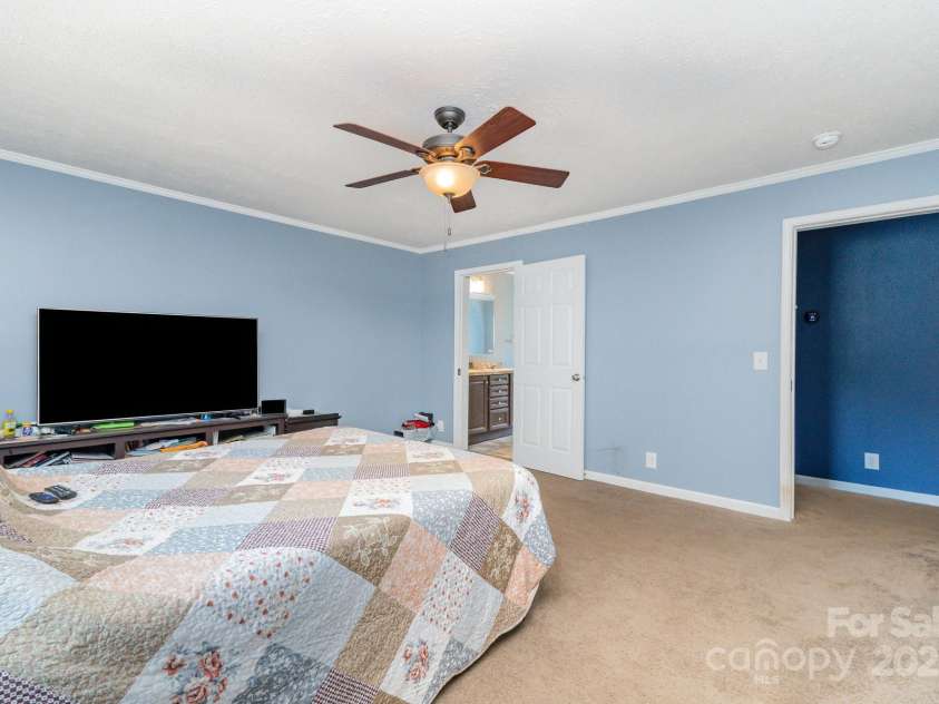 4518 Logging Road, Lancaster, SC 29720.  MLS# CAR4265280, YatesRealty ID 16474. 