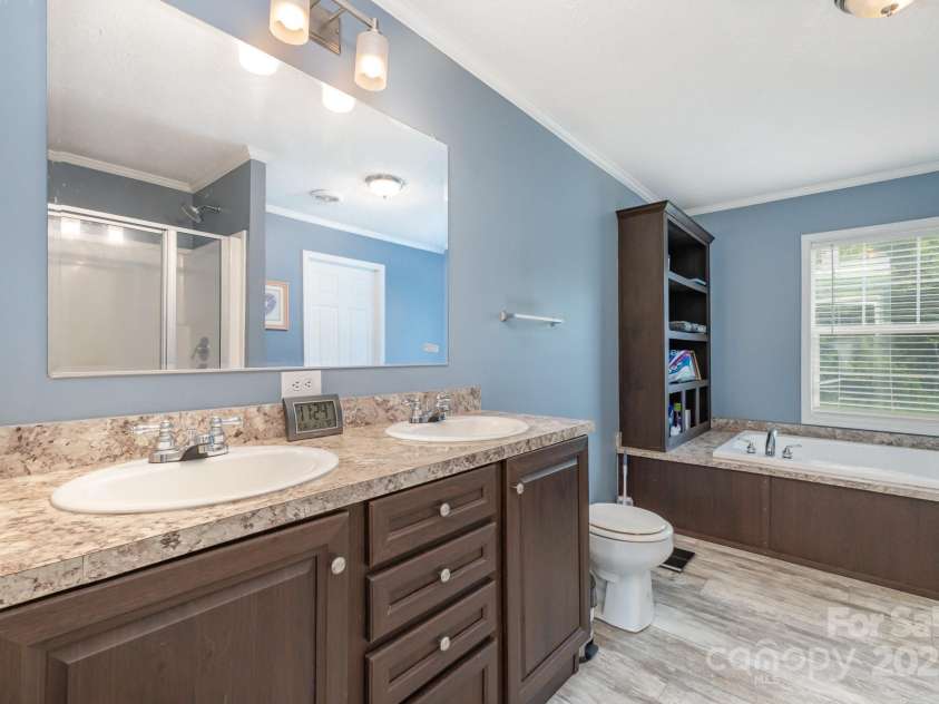 4518 Logging Road, Lancaster, SC 29720.  MLS# CAR4265280, YatesRealty ID 16474. 