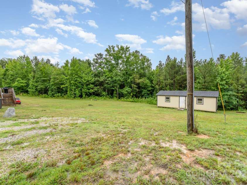 4518 Logging Road, Lancaster, SC 29720.  MLS# CAR4265280, YatesRealty ID 16474. 