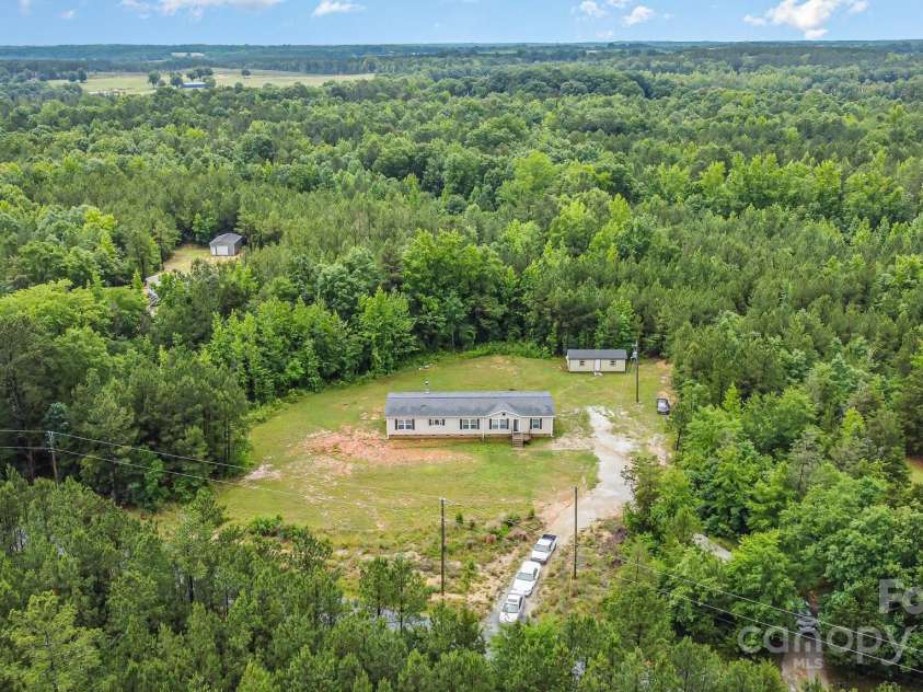 4518 Logging Road, Lancaster, SC 29720.  MLS# CAR4265280, YatesRealty ID 16474. 