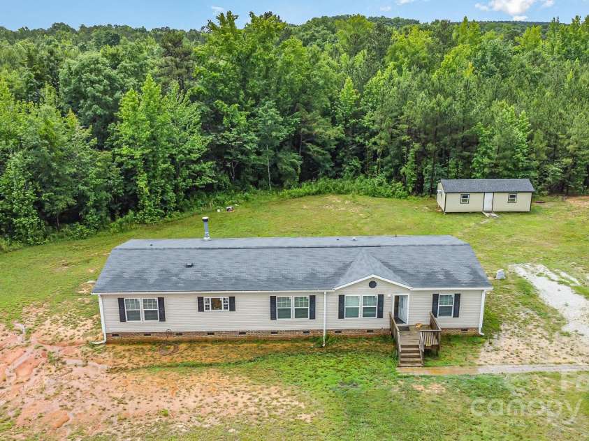 4518 Logging Road, Lancaster, SC 29720.  MLS# CAR4265280, YatesRealty ID 16474. 