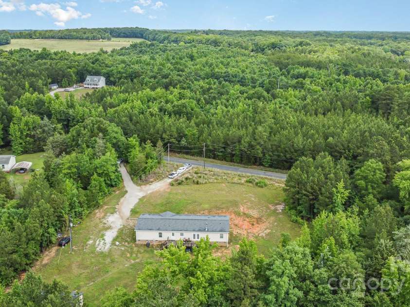 4518 Logging Road, Lancaster, SC 29720.  MLS# CAR4265280, YatesRealty ID 16474. 