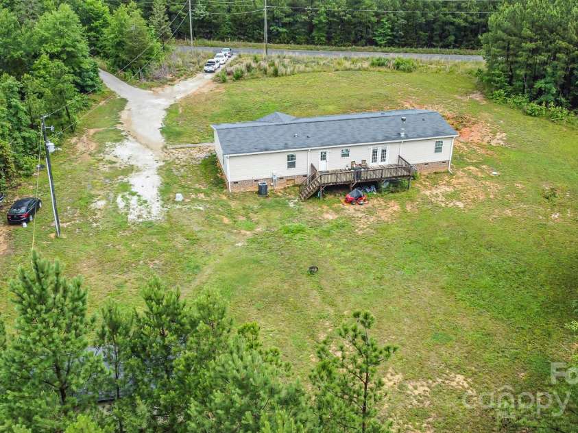 4518 Logging Road, Lancaster, SC 29720.  MLS# CAR4265280, YatesRealty ID 16474. 