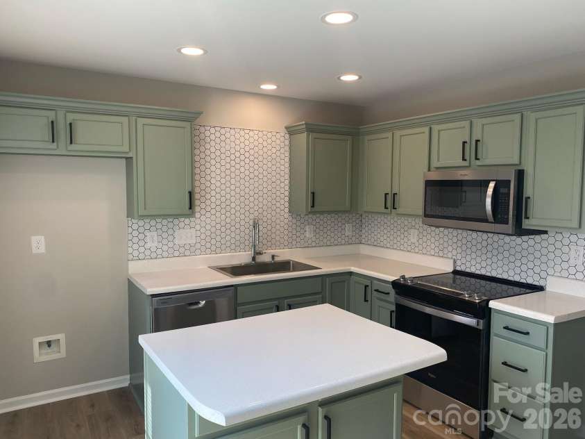 109 Delargy Circle, Mooresville, NC 28117.  MLS# CAR4361437, YatesRealty ID 16475. 