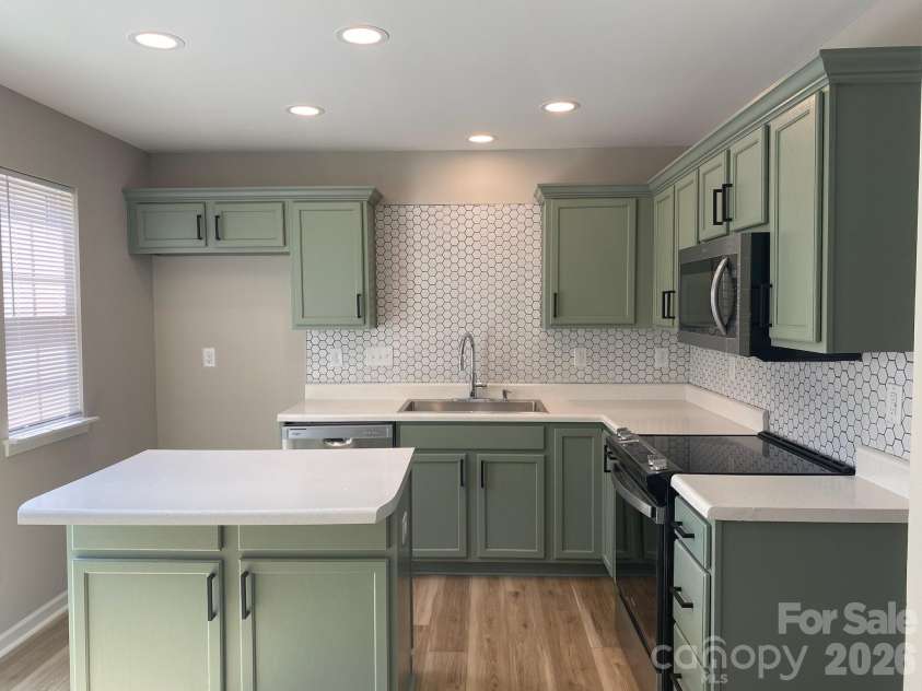 109 Delargy Circle, Mooresville, NC 28117.  MLS# CAR4361437, YatesRealty ID 16475. 