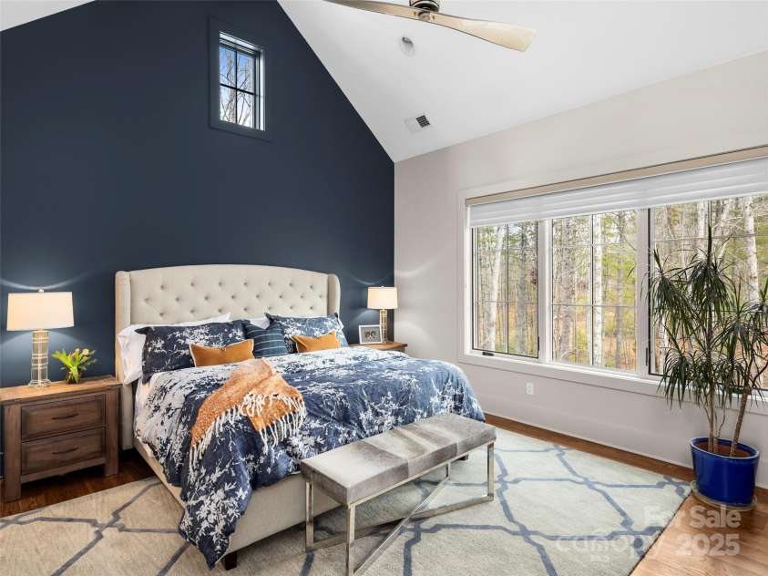 205 Kelmscott Lane, Asheville, NC 28803.  MLS# CAR4232680, YatesRealty ID 16476. 