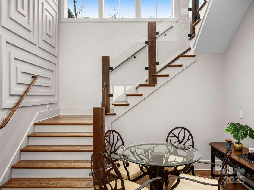 205 Kelmscott Lane, Asheville, NC 28803.  MLS# CAR4232680, YatesRealty ID 16476. 