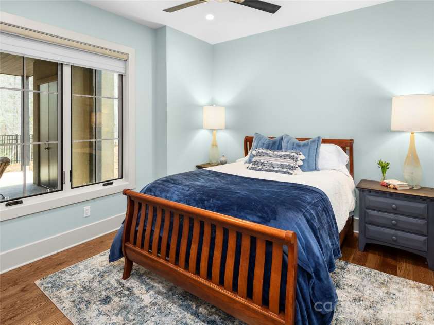 205 Kelmscott Lane, Asheville, NC 28803.  MLS# CAR4232680, YatesRealty ID 16476. 