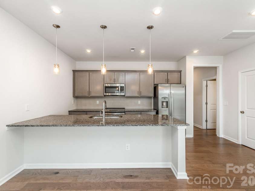 9029 Widden Way, Charlotte, NC 28269.  MLS# CAR4307249, YatesRealty ID 16476. Kitchen