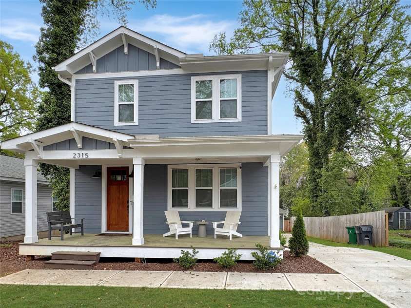2315 Dundeen Street, Charlotte, NC 28216.  MLS# CAR4243951, YatesRealty ID 16477. 