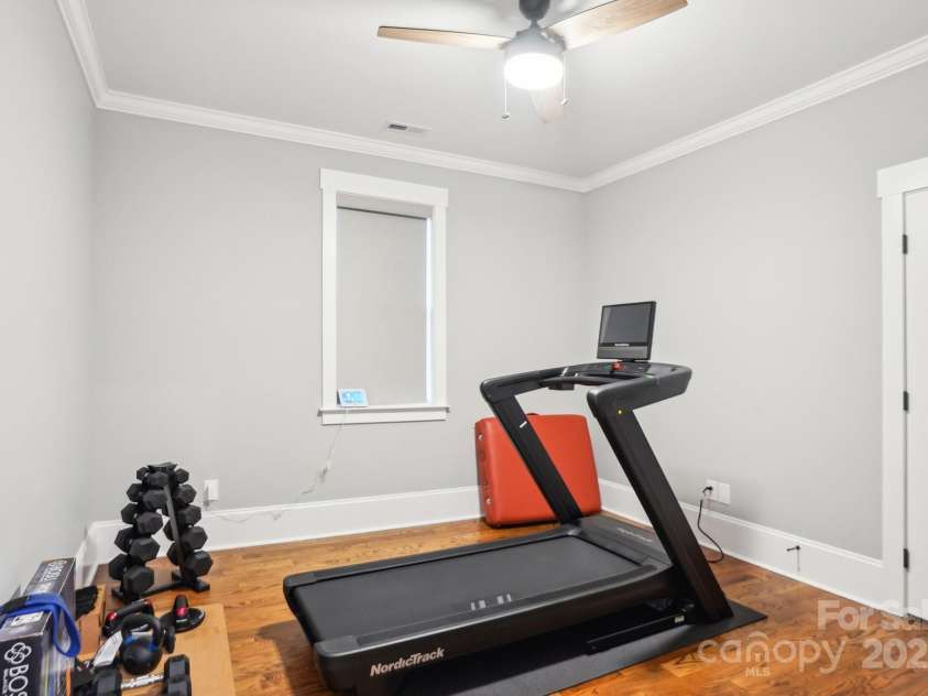 2315 Dundeen Street, Charlotte, NC 28216.  MLS# CAR4243951, YatesRealty ID 16477. 