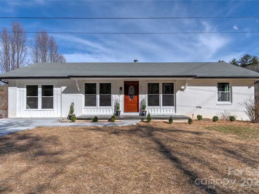 374 Mills Gap Road, Asheville, NC 28803.  MLS# CAR4259084, YatesRealty ID 16478. 