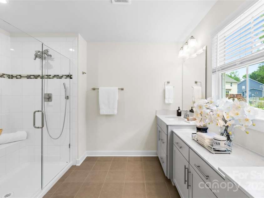 10901 Greenvale Drive, Harrisburg, NC 28075.  MLS# CAR4259020, YatesRealty ID 16479. 