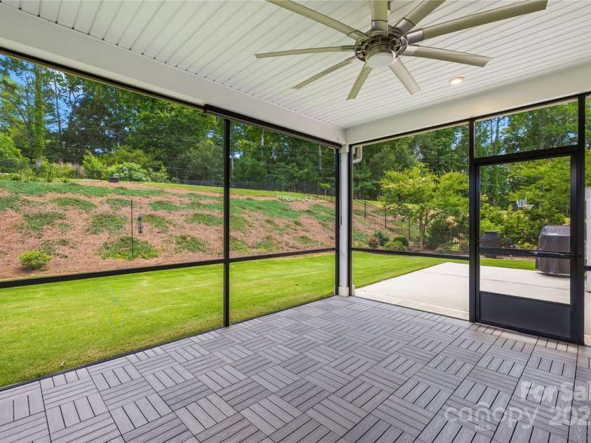 10901 Greenvale Drive, Harrisburg, NC 28075.  MLS# CAR4259020, YatesRealty ID 16479. 