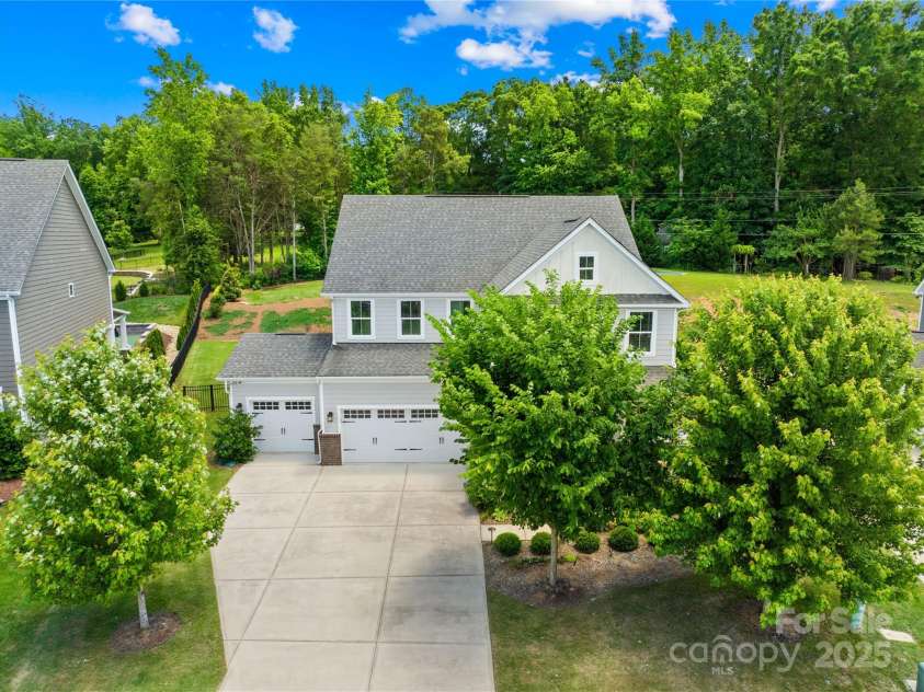 10901 Greenvale Drive, Harrisburg, NC 28075.  MLS# CAR4259020, YatesRealty ID 16479. 