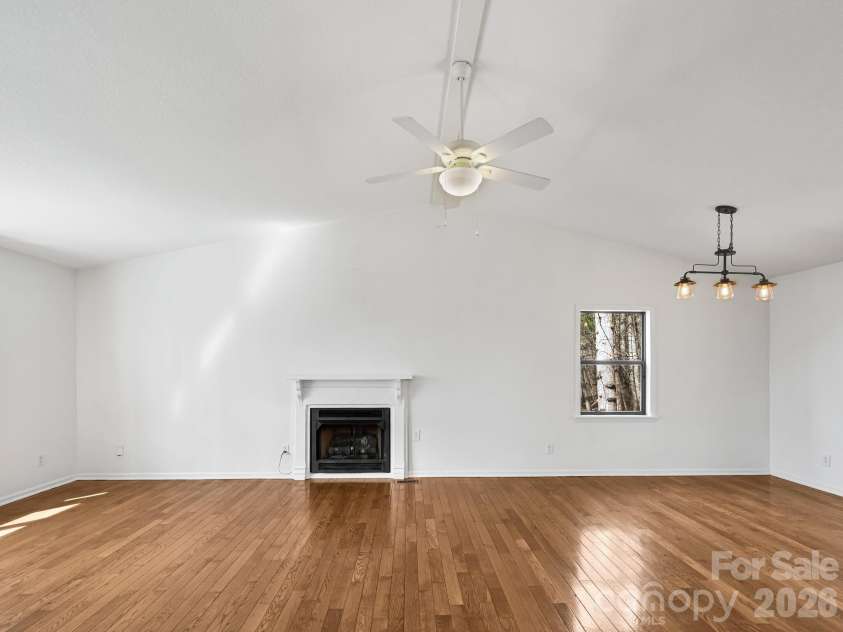 15 Forest Run Drive, Asheville, NC 28803.  MLS# CAR4355878, YatesRealty ID 16479. 