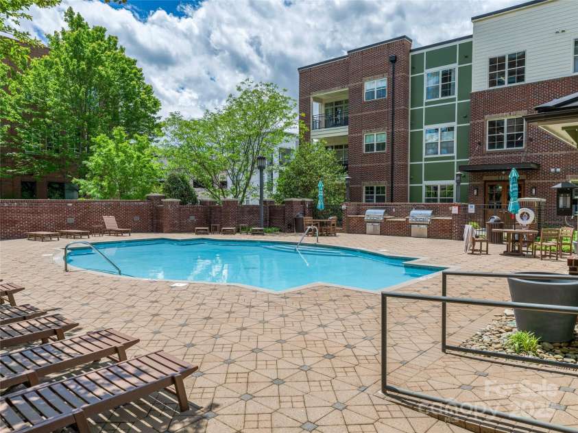 5 Farleigh Street, Asheville, NC 28803.  MLS# CAR4247523, YatesRealty ID 1648. 