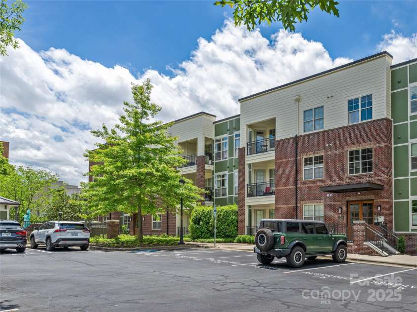 5 Farleigh Street, Asheville, NC 28803.  MLS# CAR4247523, YatesRealty ID 1648. 