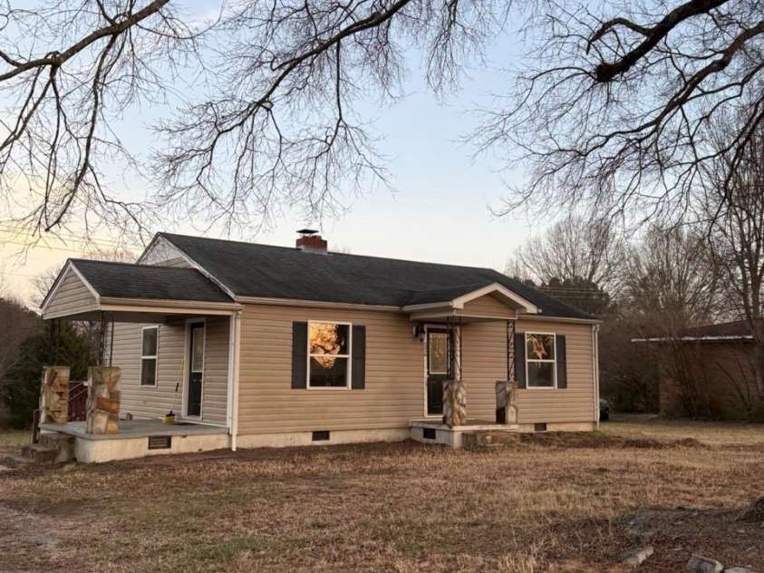 226 Shepherd Road, Mooresville, NC 28115.  MLS# CAR4374565, YatesRealty ID 16480. 