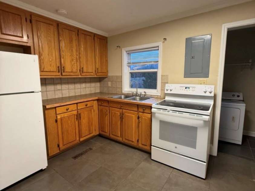 226 Shepherd Road, Mooresville, NC 28115.  MLS# CAR4374565, YatesRealty ID 16480. 