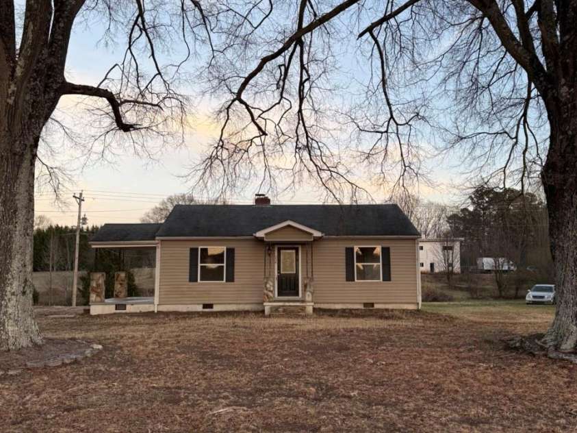226 Shepherd Road, Mooresville, NC 28115.  MLS# CAR4374565, YatesRealty ID 16480. 