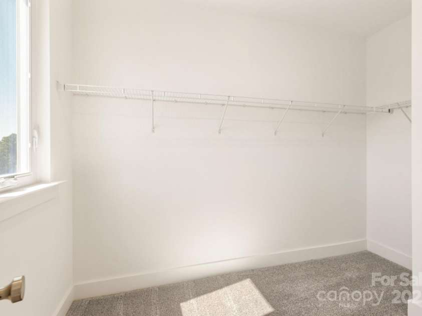 312 Ferebee Place, Charlotte, NC 28213.  MLS# CAR4141701, YatesRealty ID 16481. Premier Walk-in Closet