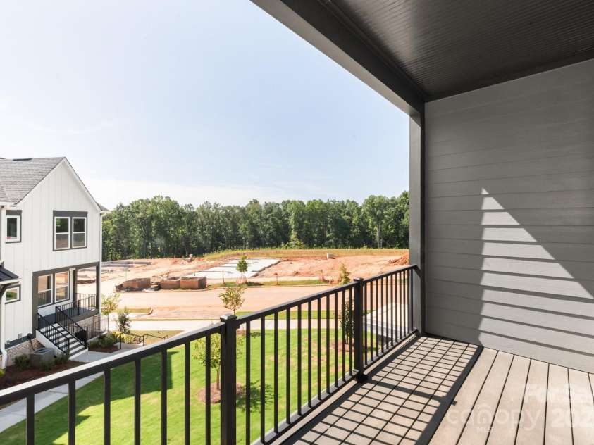 312 Ferebee Place, Charlotte, NC 28213.  MLS# CAR4141701, YatesRealty ID 16481. Terrace