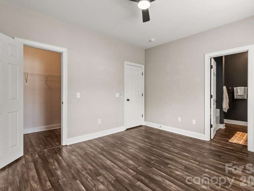 21727 Aftonshire Drive, Cornelius, NC 28031.  MLS# CAR4366799, YatesRealty ID 16482. 