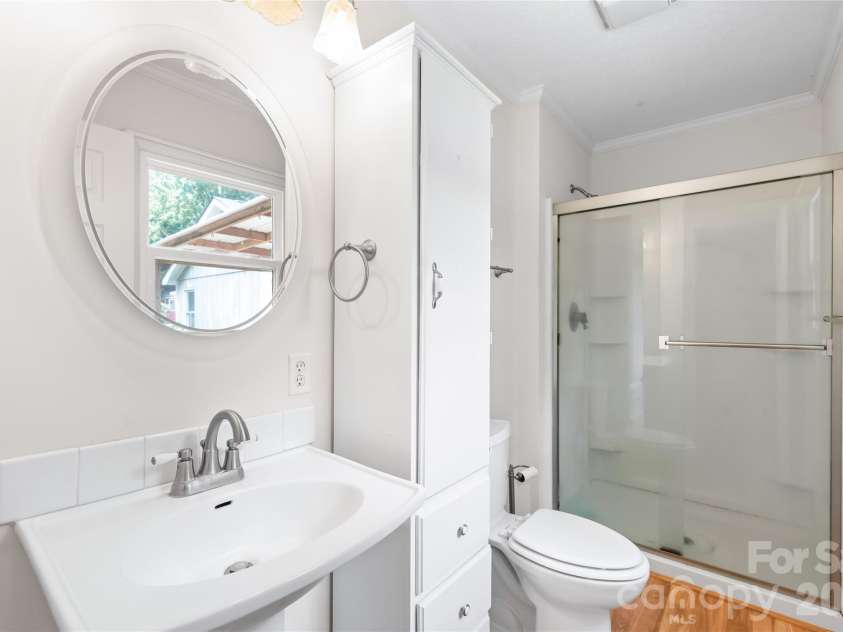 1011 Robin Lane, Rock Hill, SC 29730.  MLS# CAR4426360, YatesRealty ID 16483. 