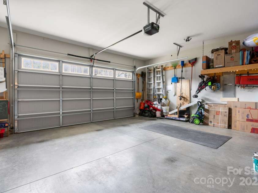 353 Olivet Lane, Fletcher, NC 28732.  MLS# CAR4226055, YatesRealty ID 16483. 