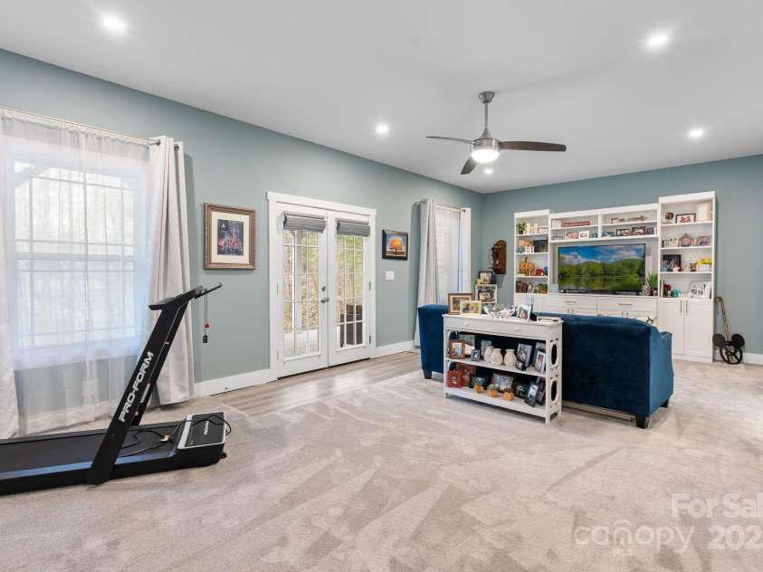 353 Olivet Lane, Fletcher, NC 28732.  MLS# CAR4226055, YatesRealty ID 16483. 