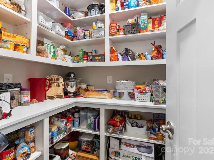 353 Olivet Lane, Fletcher, NC 28732.  MLS# CAR4226055, YatesRealty ID 16483. Large walk in pantry