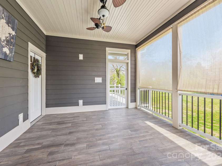 232 Cromer Street, Charlotte, NC 28208.  MLS# CAR4238454, YatesRealty ID 16485. 