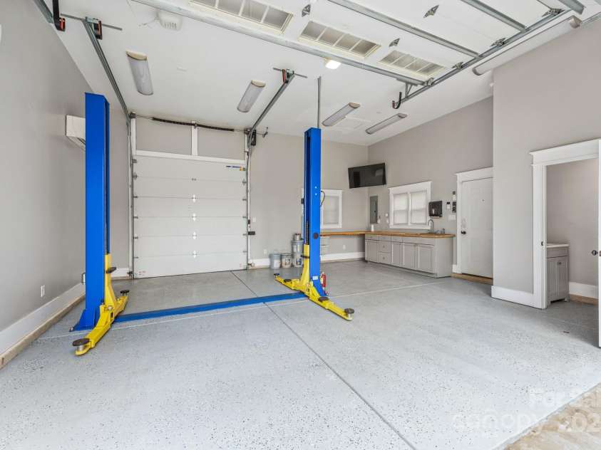 232 Cromer Street, Charlotte, NC 28208.  MLS# CAR4238454, YatesRealty ID 16485. 