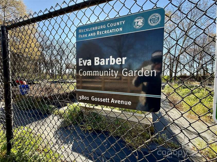 232 Cromer Street, Charlotte, NC 28208.  MLS# CAR4238454, YatesRealty ID 16485. 