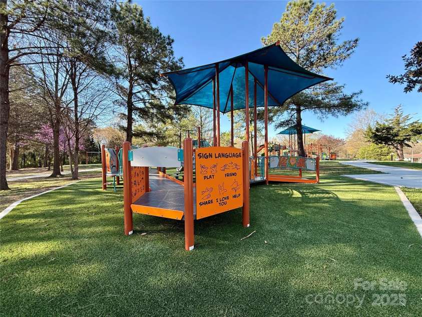 232 Cromer Street, Charlotte, NC 28208.  MLS# CAR4238454, YatesRealty ID 16485. 