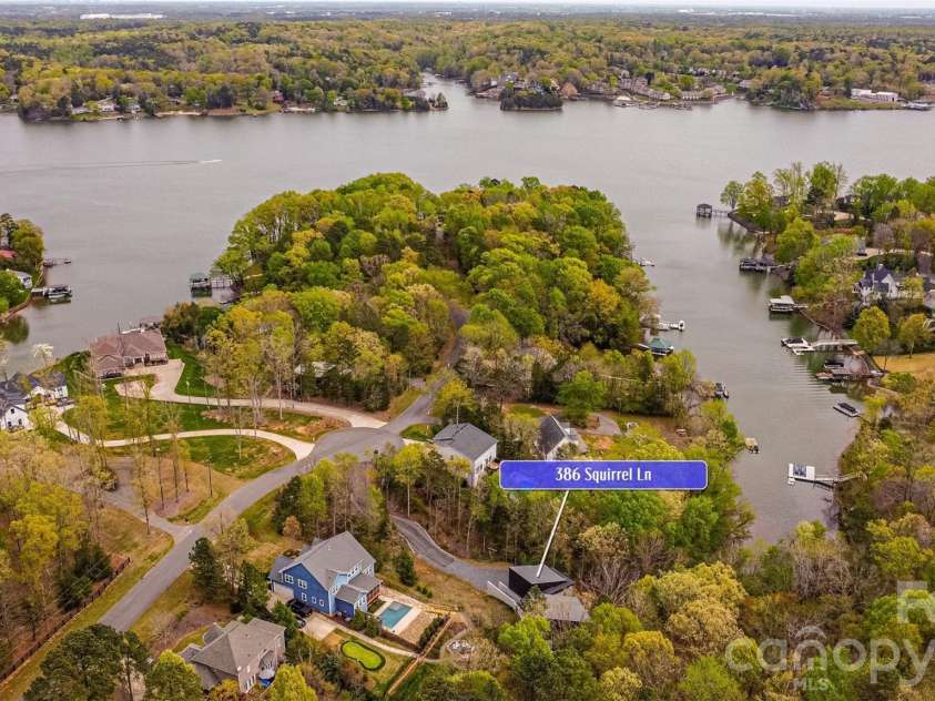 386 Squirrel Lane, Clover, SC 29710.  MLS# CAR4363292, YatesRealty ID 16485. 
